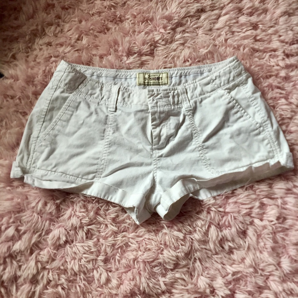 White khaki shorts