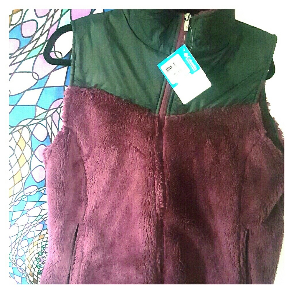 Brand new Columbia fuzzy Vest
