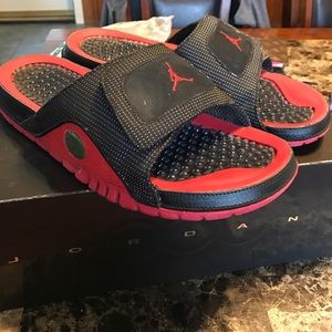 Men's Jordan Hydro V Premier Sandles!