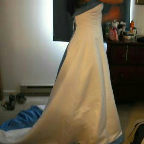 Dresses & Skirts - White and Blue Wedding Gown Strapless Size 6. NWT