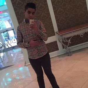 Meet your Posher, Malik