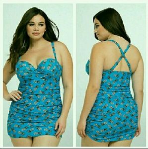 Torrid pineapple one piece swim suit nwt