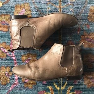 Frye Jillian Chelsea Boot size 9