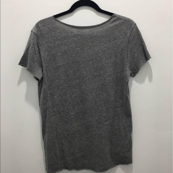 Urban Outfitters Graphic Tee Size Medium - Picture 4 of 4