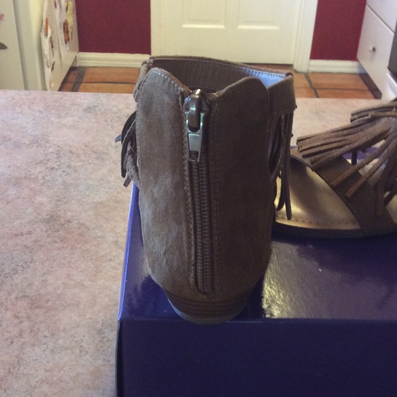 Nwob madden girl Fringe sandals - Picture 5 of 6
