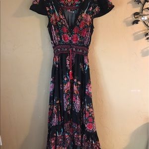 Spell and the Gypsy collective Paradiso Gown Jet M