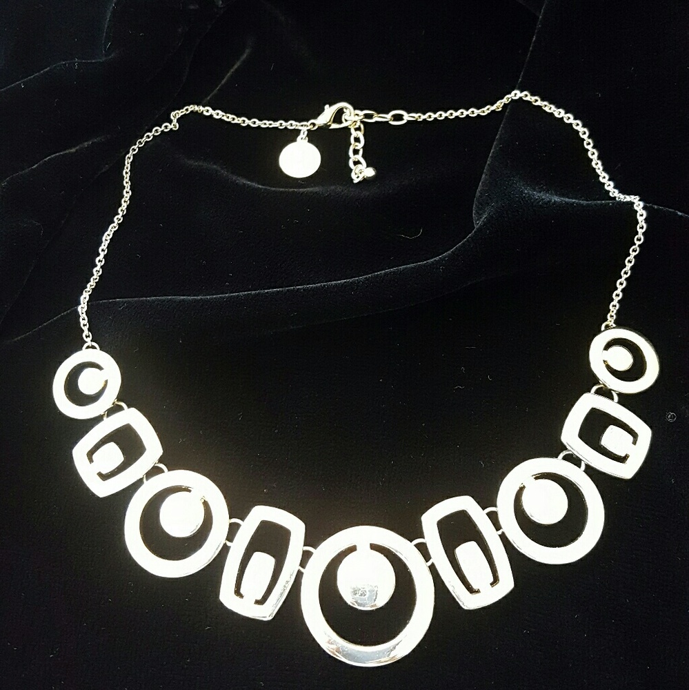 16-20' statement necklace