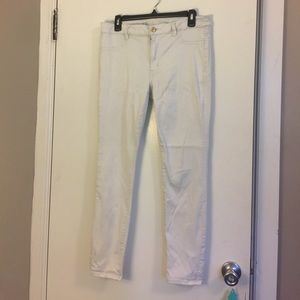 White American Eagle Super Super Stretch Jeggings