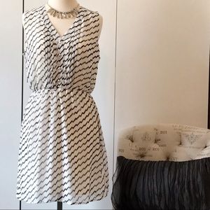 SALE!! NWOT Spring/Summer Dress.
