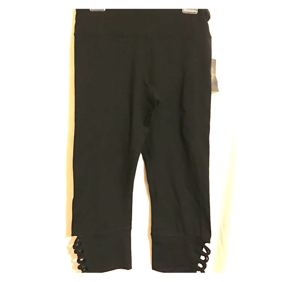 Calvin Klein Pants - NWT Calvin Klein Cropped Tights