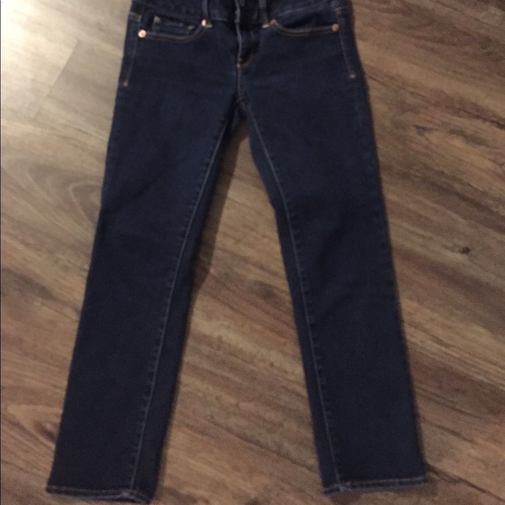 Size 0 capris