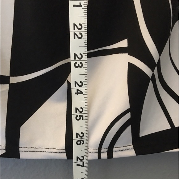 👗Maurice’s strapless dress• 27" top to bottom👗 - Picture 4 of 6