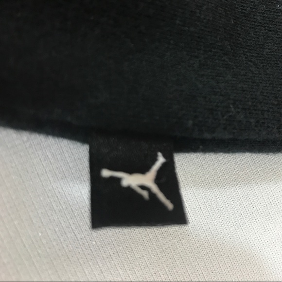 Jordan 23 Hoodie 1-2 years 2T fresh Zip black red - Picture 8 of 8