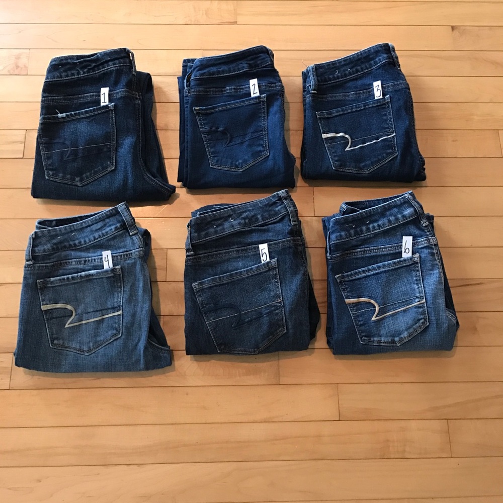 🎉SOLD🎉 American Eagle Skinny Jeans