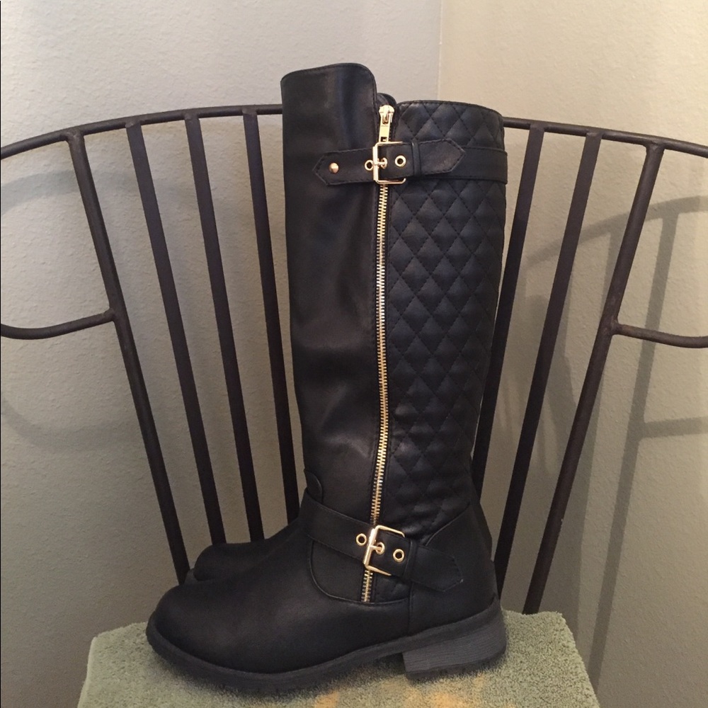Cute Black Boots👌🏼