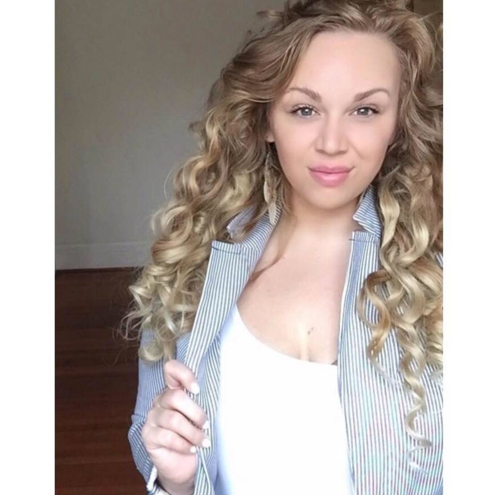 Meet your Posher, Nicole