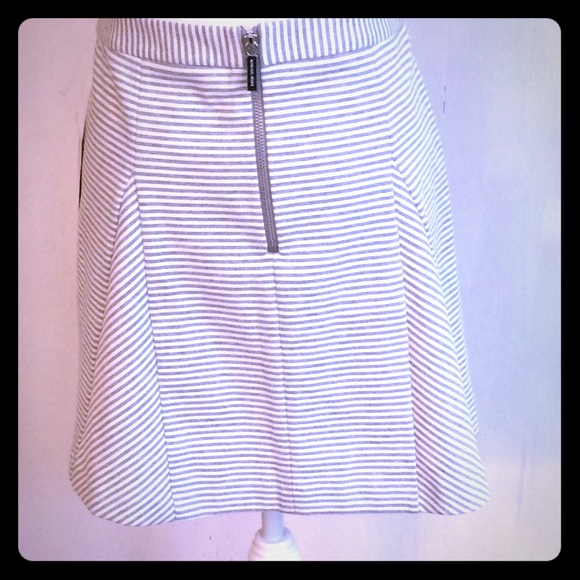 Michael Kors Skirt - Picture 2 of 4