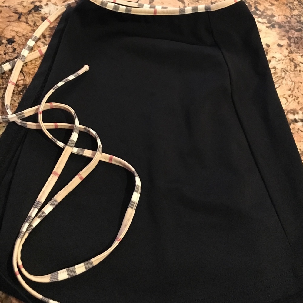 Burberry of London swim cover up skirt size small