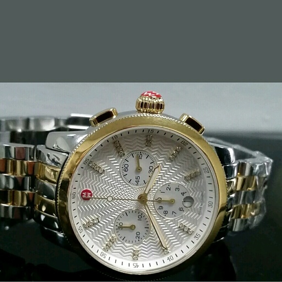 Michele Uptown watch display picture 3