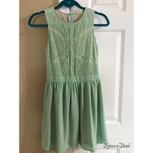 Gianni Bini Mint/Green Dress