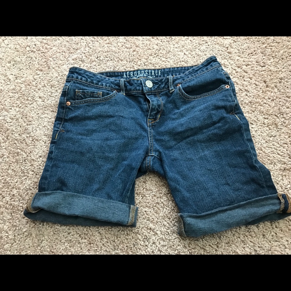 Aeropostale Dark wash Bermuda shorts/ No Trades