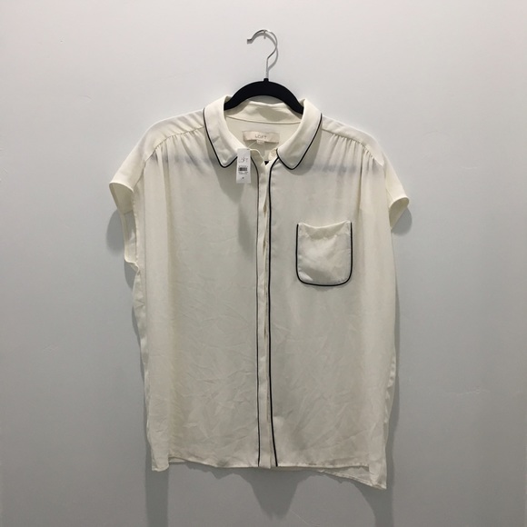 LOFT Tops - LOFT white and black button up shirt Size M