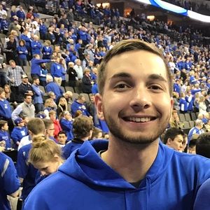 Meet your Posher, Christian