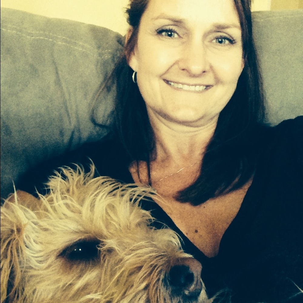 Meet your Posher, Val