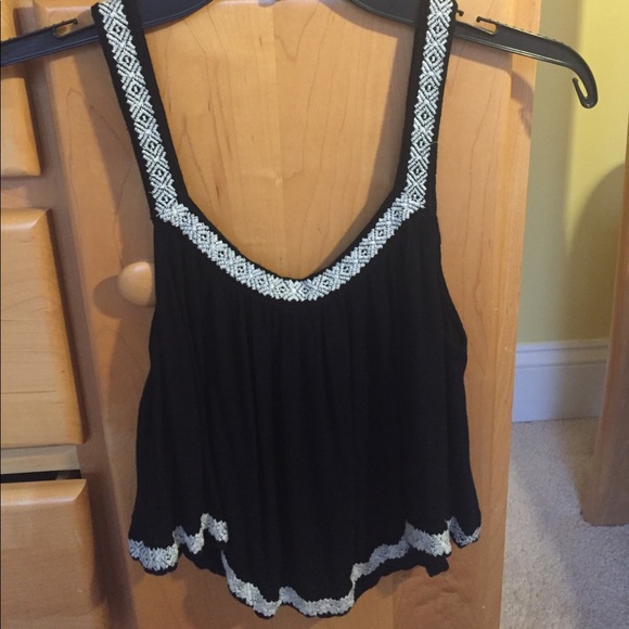 Crop top - Picture 1 of 2