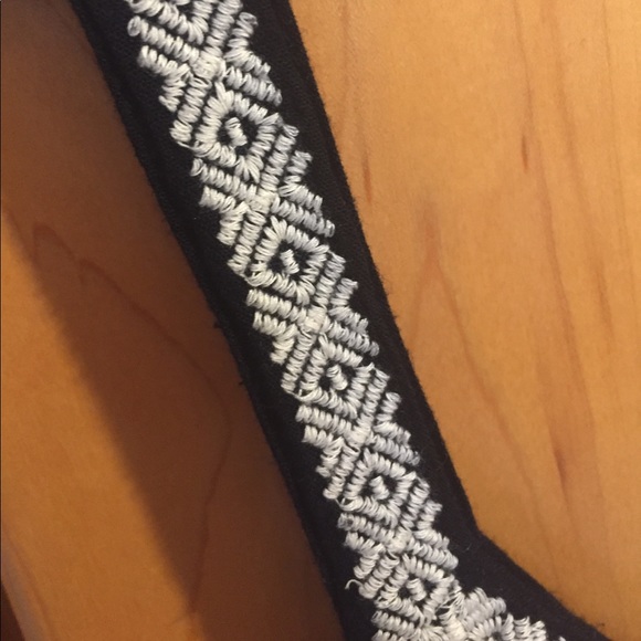 Crop top - Picture 2 of 2