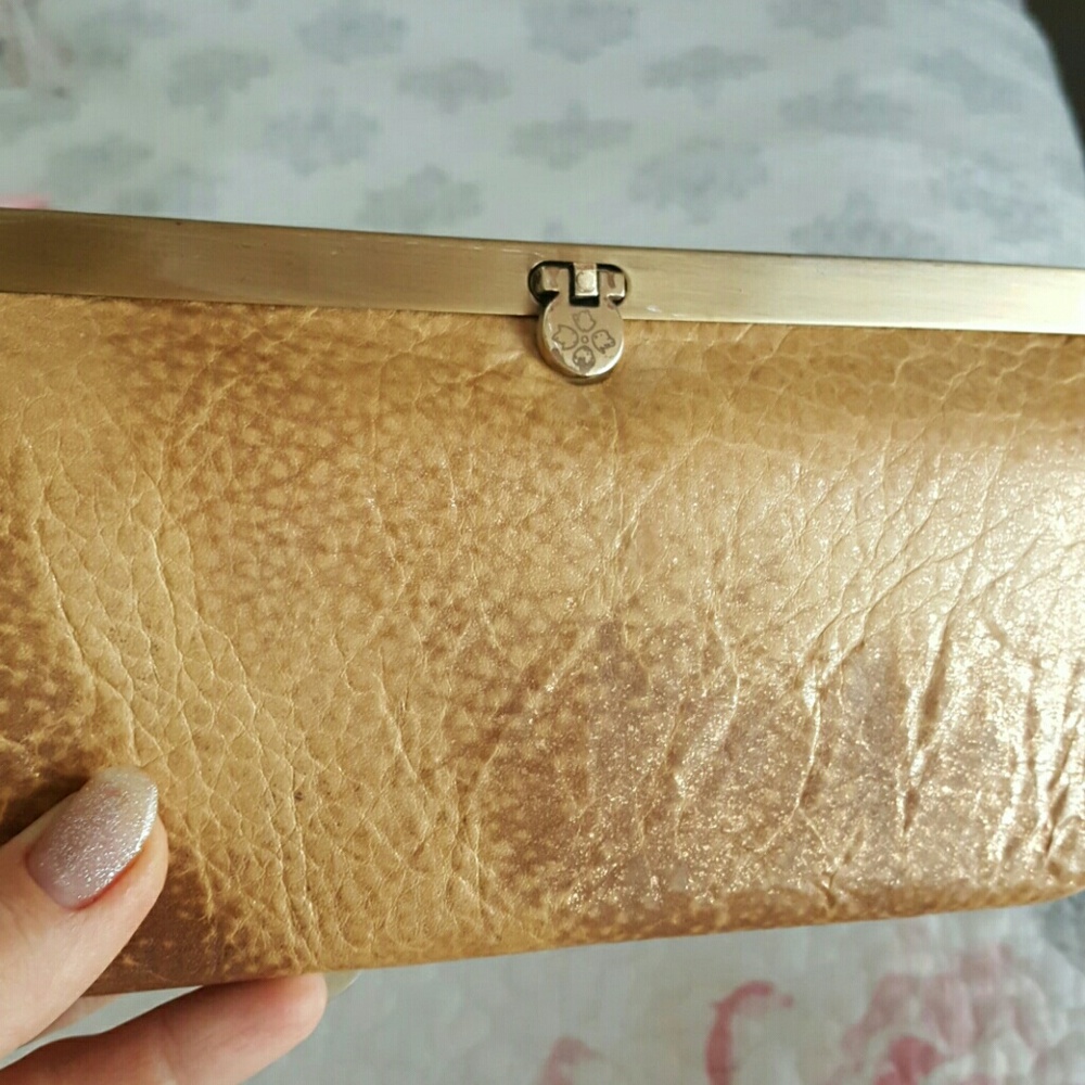 Patricia Nash wallet