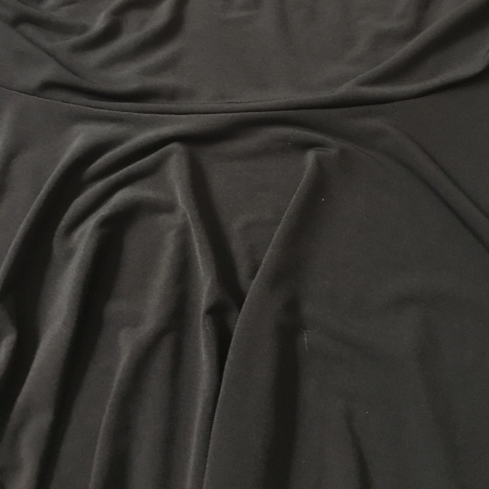 Skirt - Picture 2 of 2