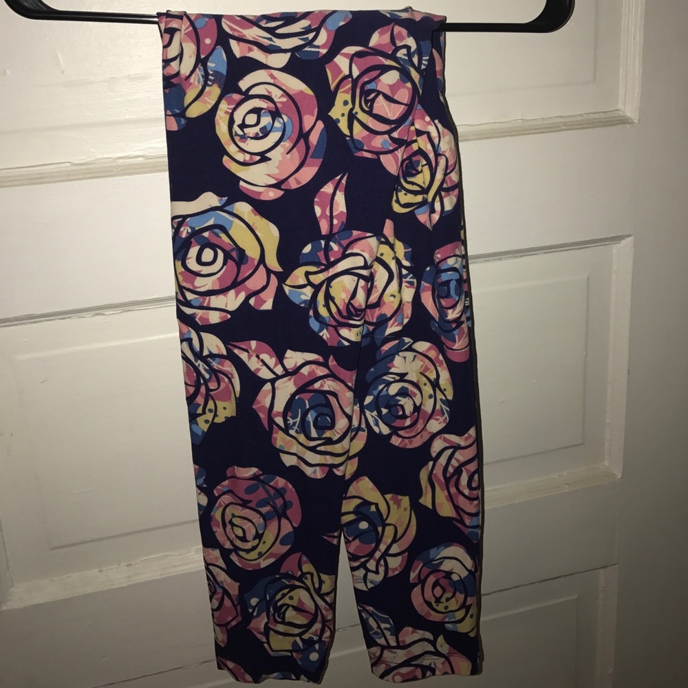 Lularoe Disney Roses TC