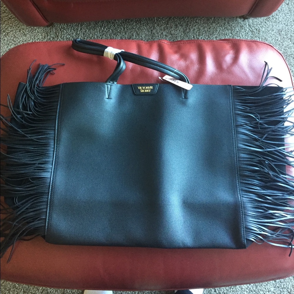 NWT - VS Black faux leather bag/tote