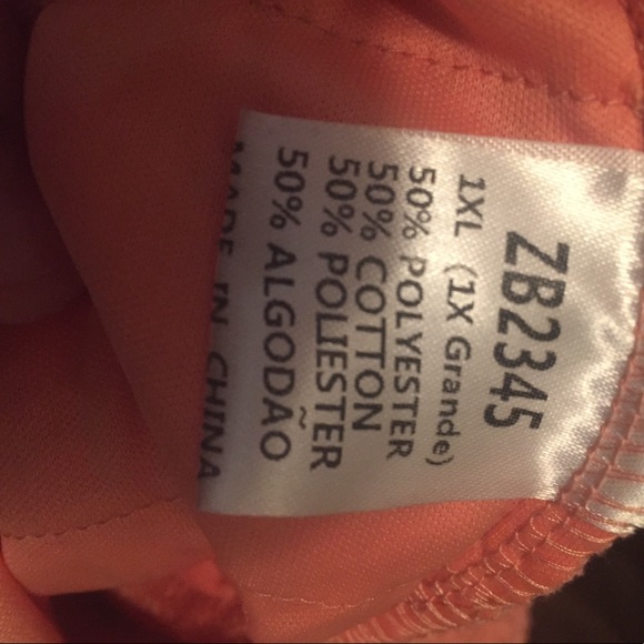 Coral lace shorts - NWT -  MAKE ME AN OFFER!! - Picture 3 of 3