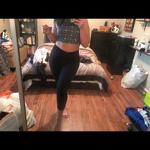 fabletics leggings (black)