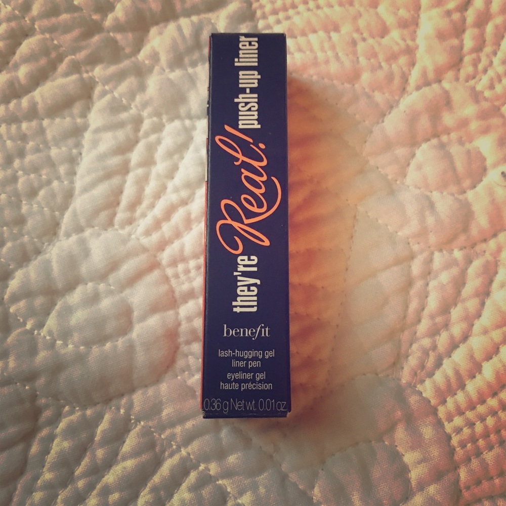Benefit They're Real push up liner