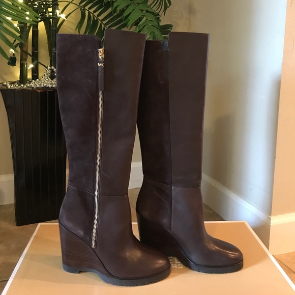 Michael Kors - Clara Wedge Boot 10M - Picture 2 of 5