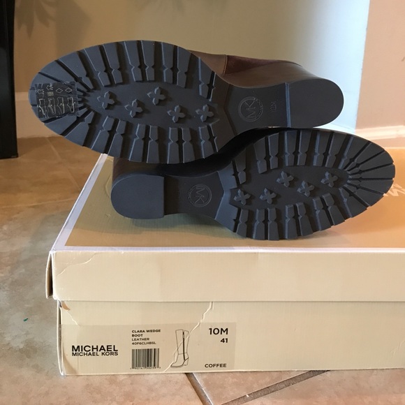 Michael Kors - Clara Wedge Boot 10M - Picture 5 of 5