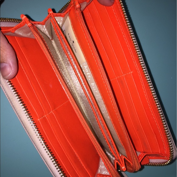 kate spade wallet - Picture 2 of 4