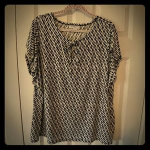 Black & white blouse