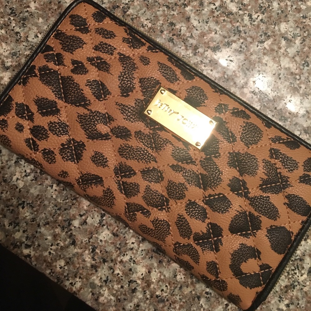 Betsey Johnson Leopard cheetah Wallet