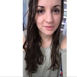 Meet your Posher, Mackenzie