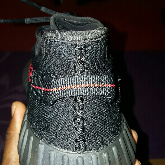 Yeezy 350 v2 bred - Picture 4 of 4