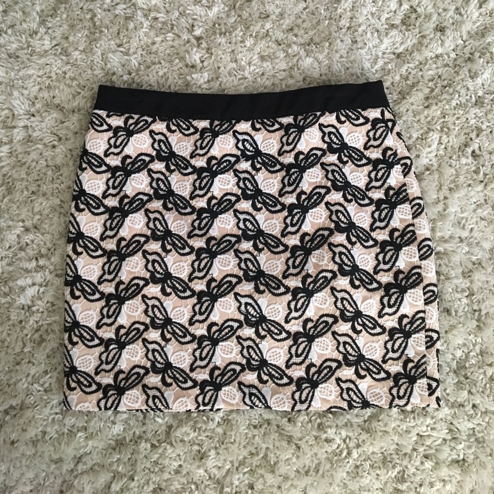 Endless Rose  Mini Skirt