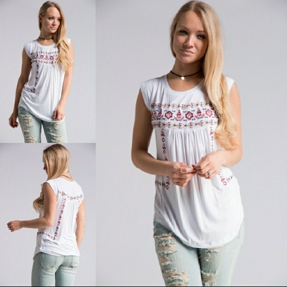 Embroidered cap sleeve