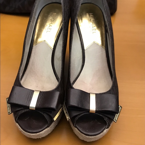 Sold on offer up!!  MICHAEL KORS Women's Wedges!!! - Picture 2 of 5