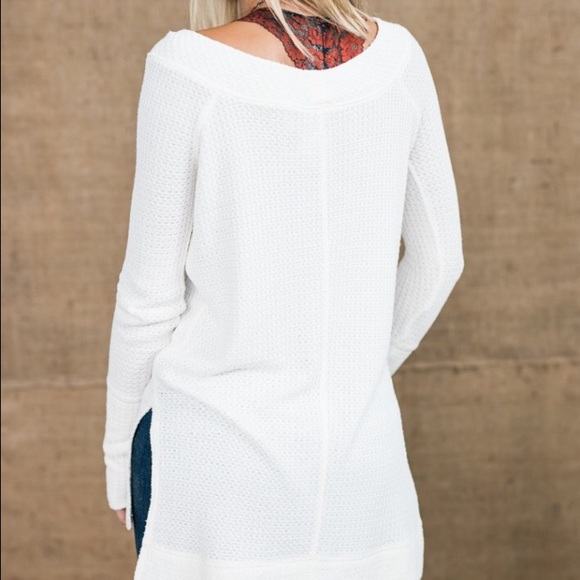 Ivory Kate Thermal Off the Shoulder - Picture 3 of 3