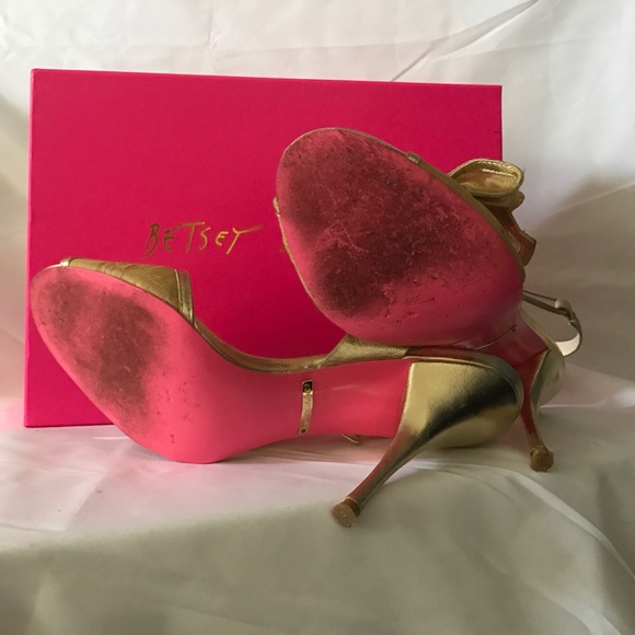 Betsey Johnson Gemma - Picture 3 of 3