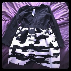 Cute black and white dress